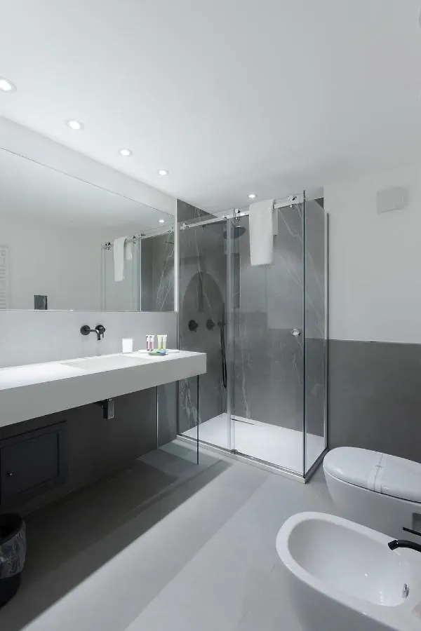 Suite Palermo Apartment 2*,